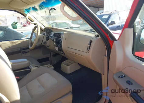 2005 Ford Explorer Sport Trac Adrenalin/Xls/Xlt from USA, damaged, VIN 1FMZU77K25UB45032